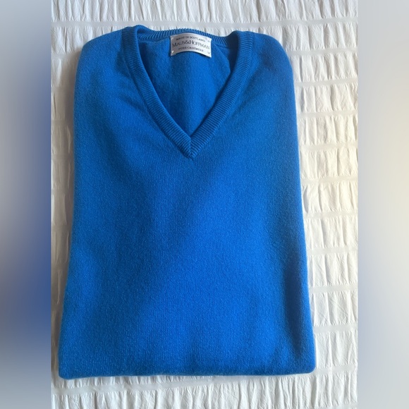 Maus & Hoffman Men's V-Neck Sweater in Vibrant Blue - Picture 1 of 12